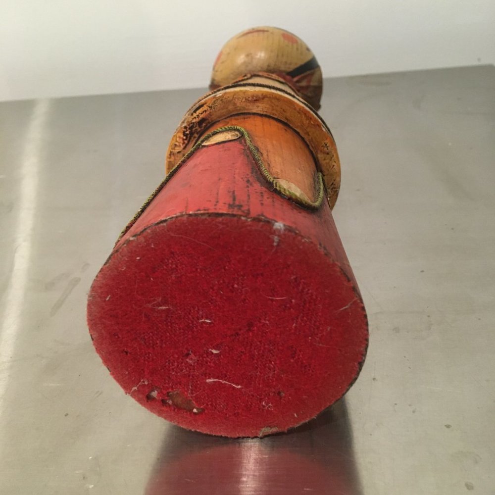 Vintage Mexican wood carved doll by Juan - RARE - Picture 6 of 8